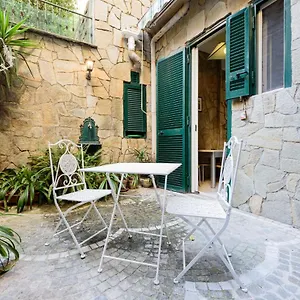 Casa Di Flo , Naples Italy